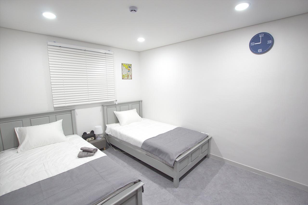 Incheon Airport Yj Guesthouse Екстер'єр фото