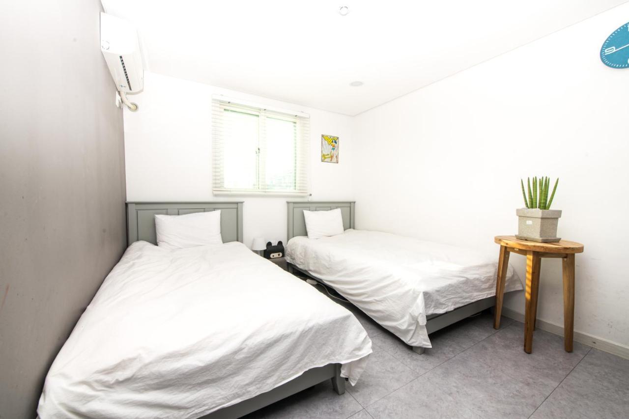 Incheon Airport Yj Guesthouse Екстер'єр фото