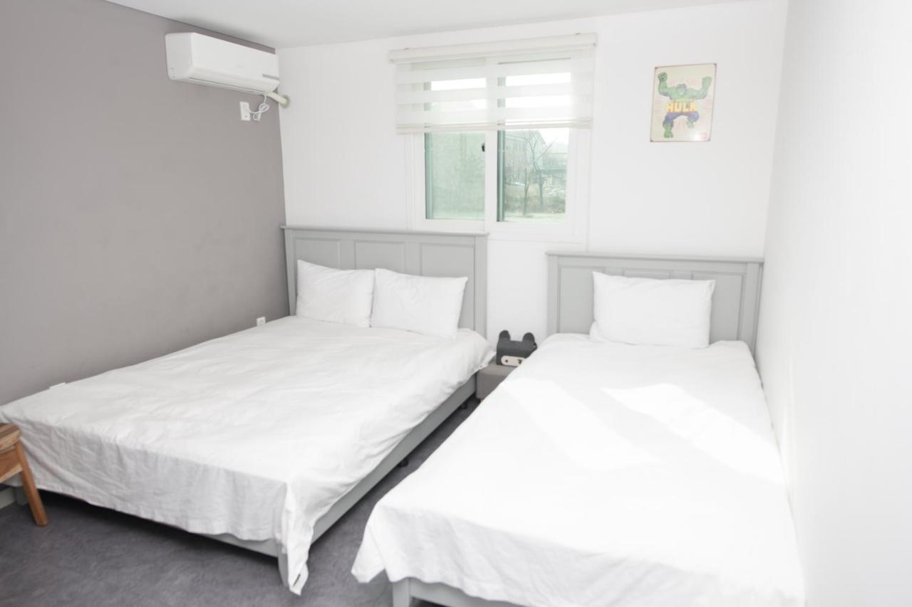 Incheon Airport Yj Guesthouse Екстер'єр фото