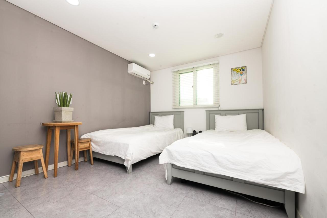 Incheon Airport Yj Guesthouse Екстер'єр фото